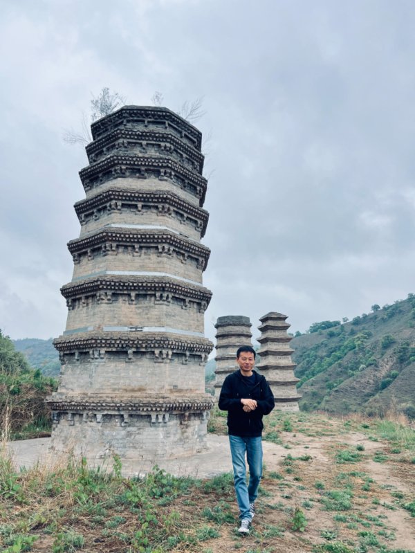 线上配资排名 重走荒废千年的汉唐古道，他写了三本关于西北的书